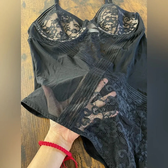 Lace Teddy/ lingerie  - Picture 5 of 15